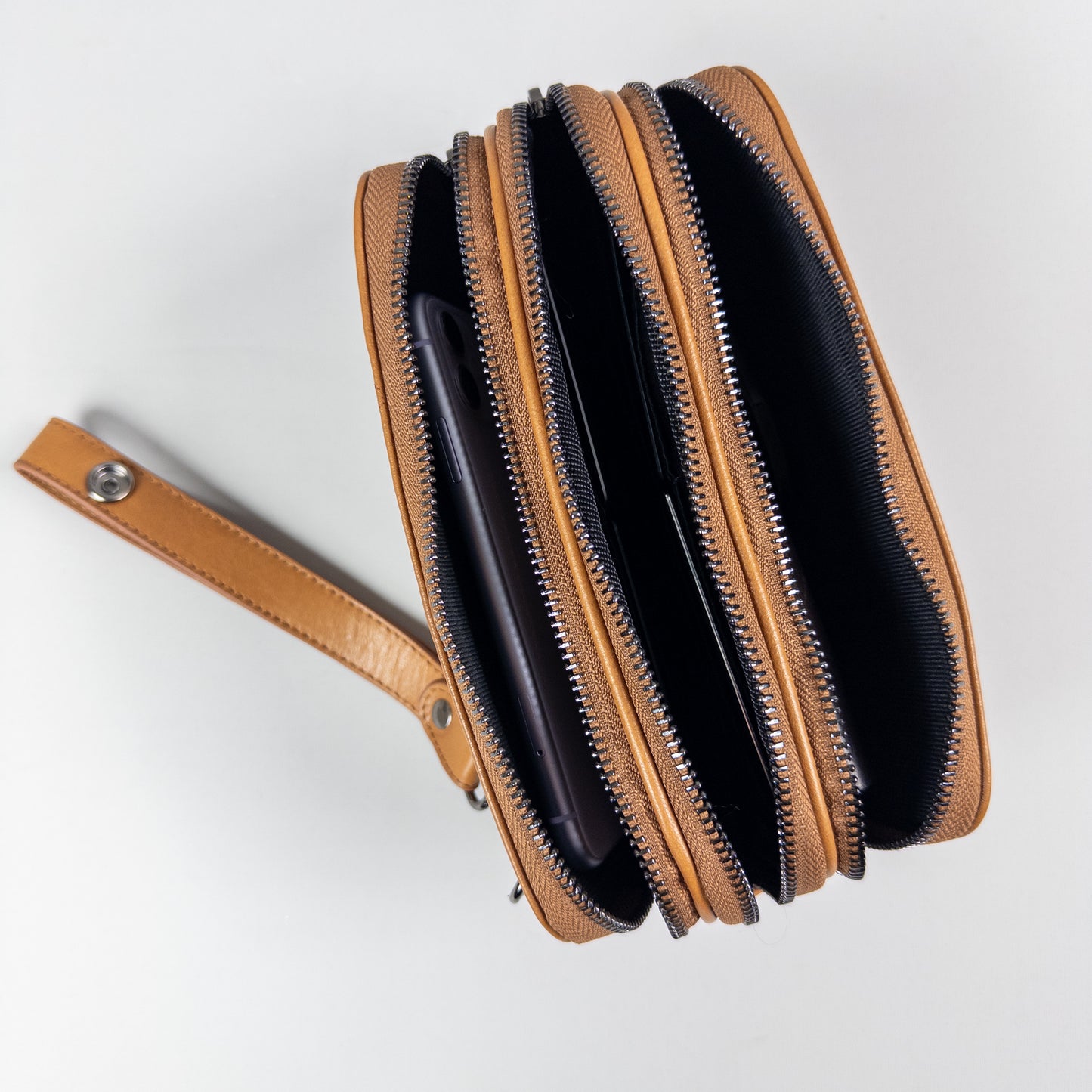 Barney | Three-Zip Leather Handbag - Tan