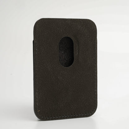 magsafe compatible leather phone case for everyday use / magsafe uyumlu günlük kullanım için deri telefon kılıfı